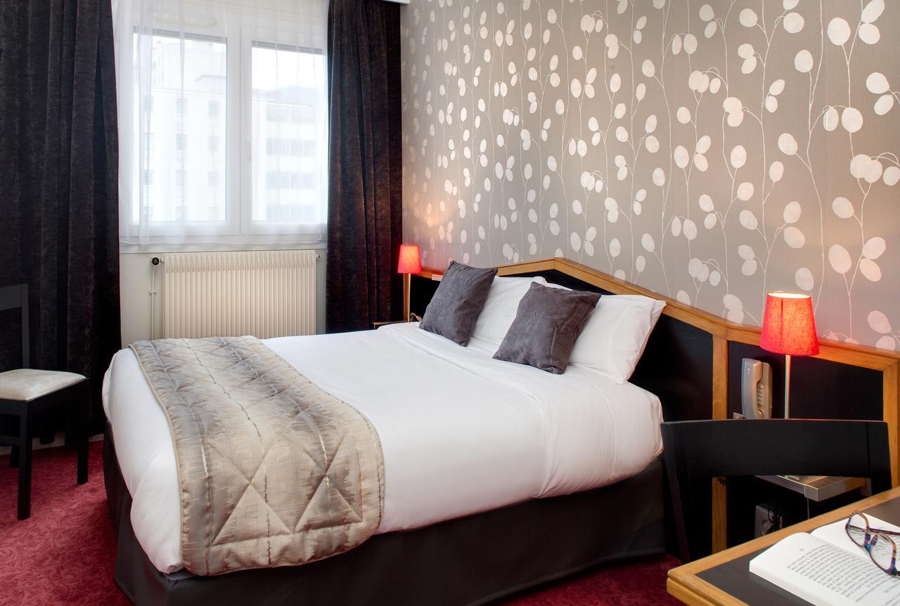Logis Hotel Du Midi - Saint Etienne Sud Экстерьер фото