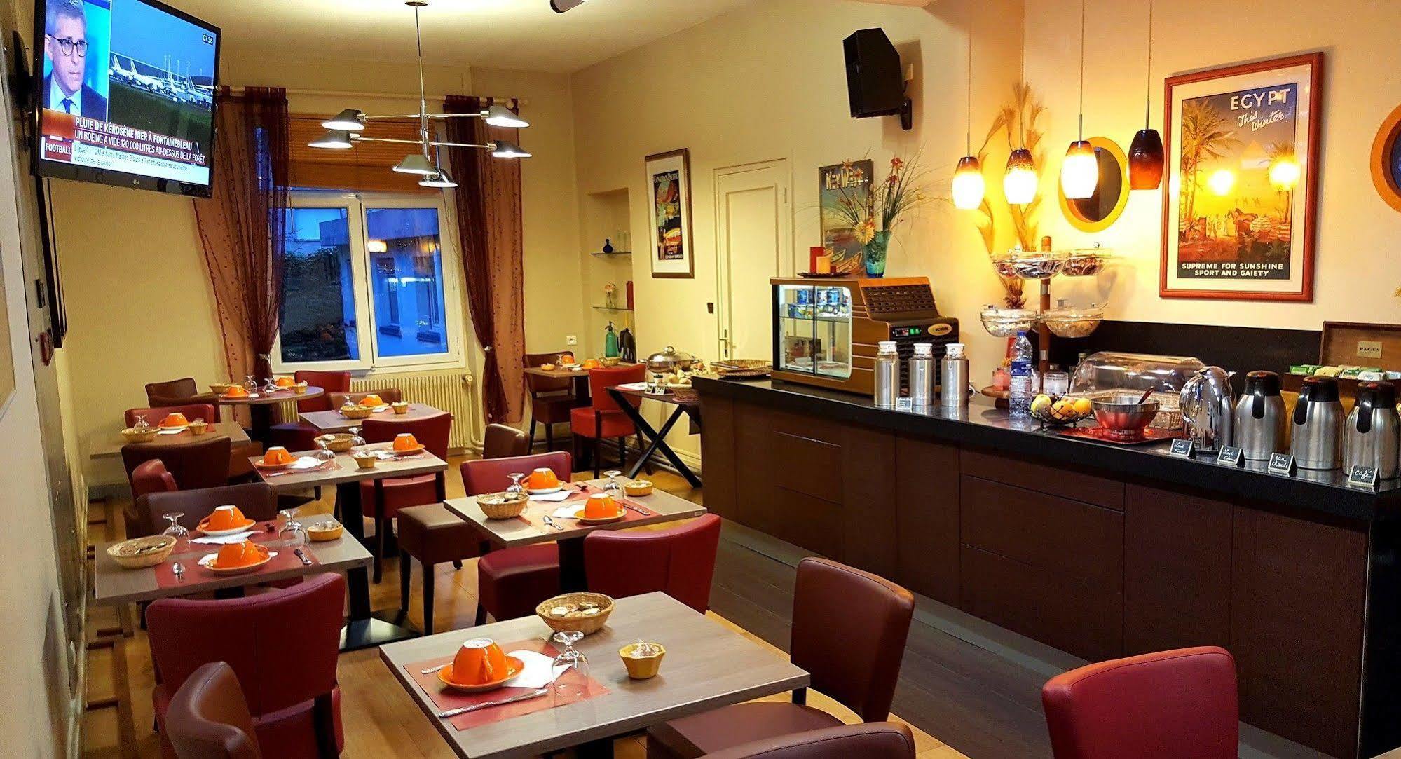 Logis Hotel Du Midi - Saint Etienne Sud Экстерьер фото