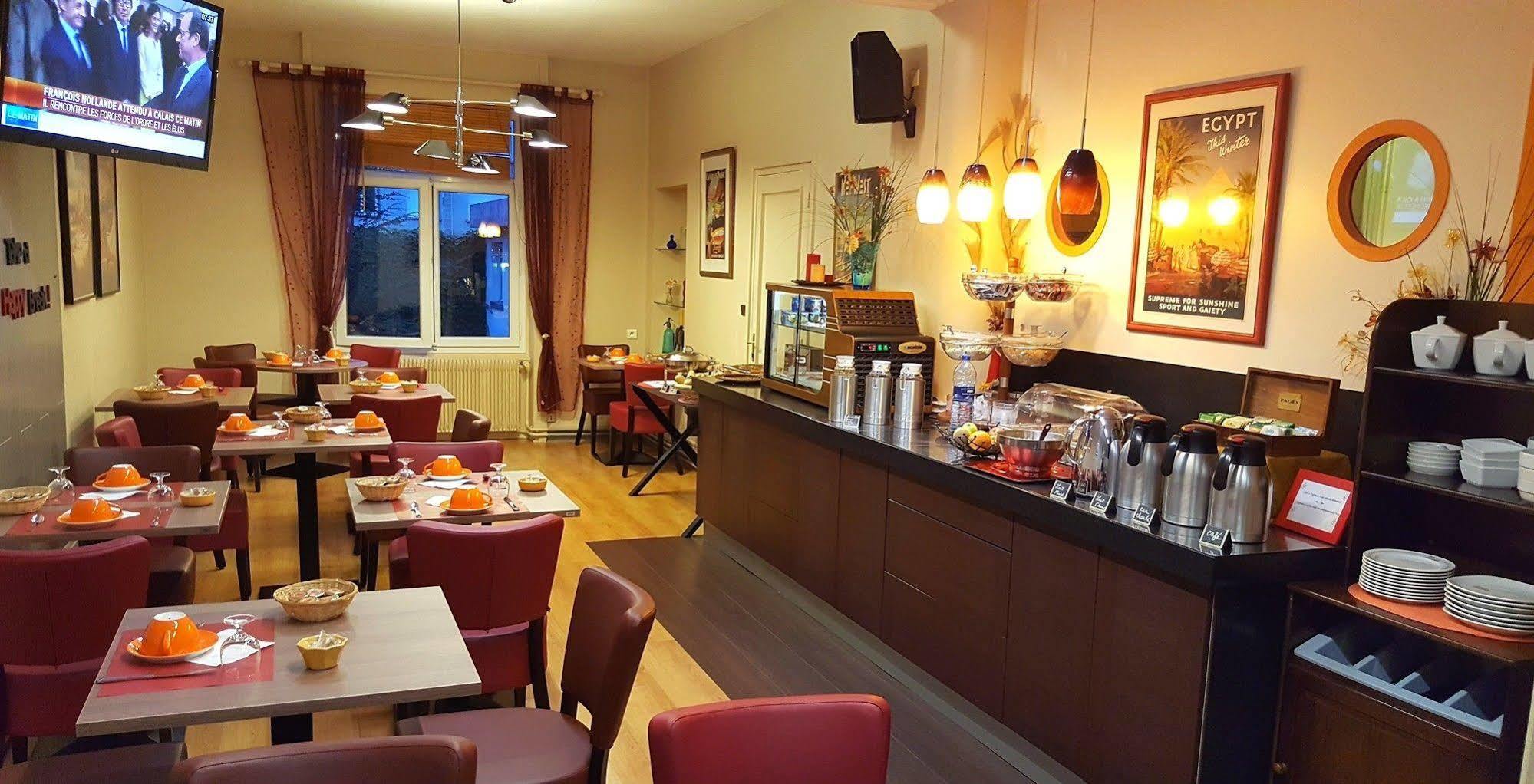 Logis Hotel Du Midi - Saint Etienne Sud Экстерьер фото